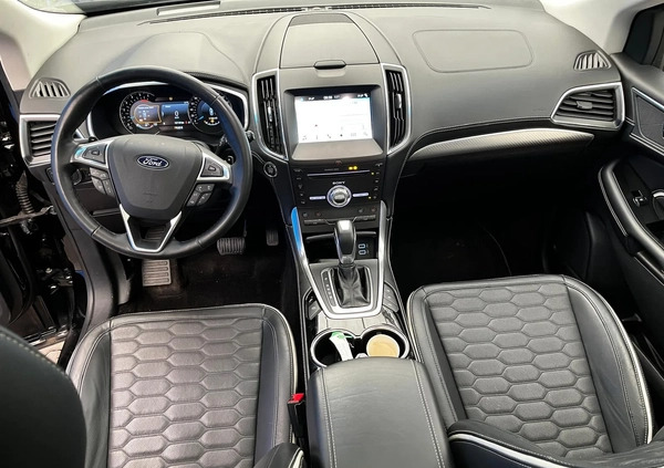 Ford EDGE cena 113900 przebieg: 100700, rok produkcji 2018 z Morąg małe 211